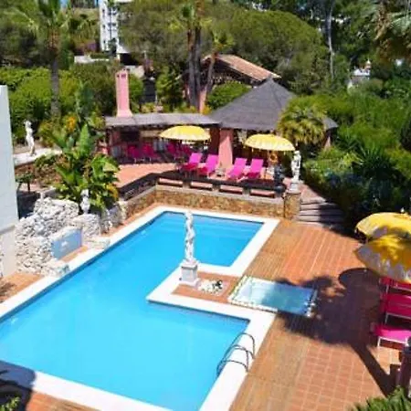 Royal Roman Empire Hotel